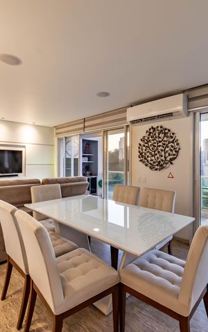 Apartamento à venda com 129m², 2 quartos e 3 vagasSala