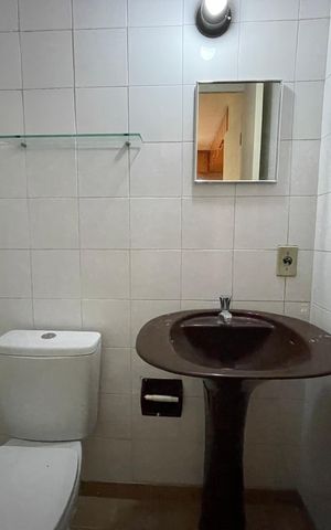 Apartamento à venda com 70m², 3 quartos e 1 vaga Apartamento à venda com 70m², 3 quartos e 1 vagaBanheiro de serviço
