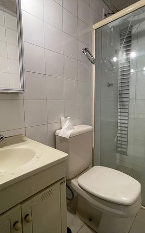 Apartamento à venda com 70m², 3 quartos e 1 vaga Apartamento à venda com 70m², 3 quartos e 1 vagaBanheiro social