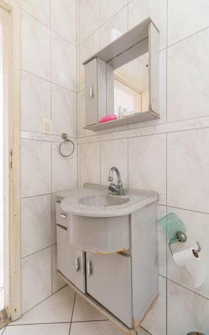 Casa para alugar com 300m², 3 quartos e 6 vagasBanheiro 2