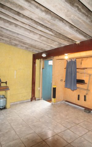 Casa à venda com 181m², 3 quartos e 2 vagasGaragem