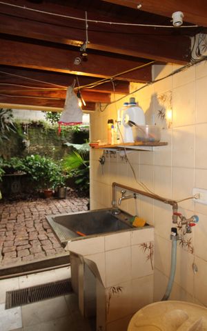 Casa à venda com 181m², 3 quartos e 2 vagasÁrea de Serviço