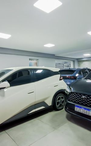 Casa à venda com 470m², 4 quartos e 4 vagasGaragem