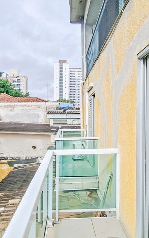 Casa à venda com 470m², 4 quartos e 4 vagasVaranda do Quarto 3 - Suíte