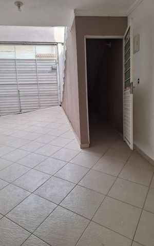 Casa à venda com 160m², 3 quartos e sem vaga