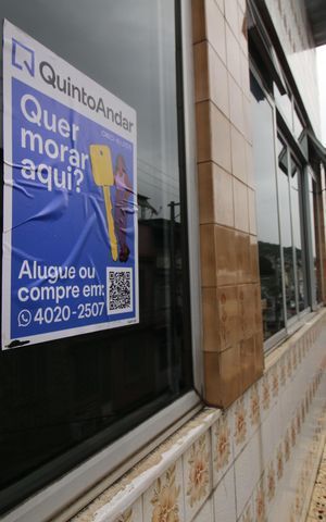 Casa para alugar com 65m², 2 quartos e 1 vagaPlaca
