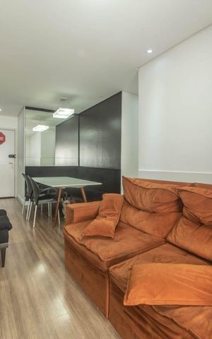 Apartamento à venda com 75m², 2 quartos e 2 vagasSala