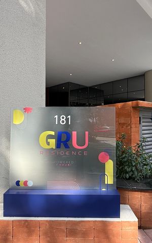 Studio para alugar com 30m², 0 quarto e sem vaga Studio para alugar com 30m², 0 quarto e sem vagaFachada