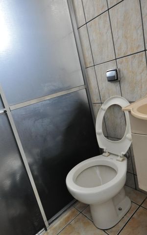 Casa à venda com 350m², 5 quartos e sem vagaBanheiro 2