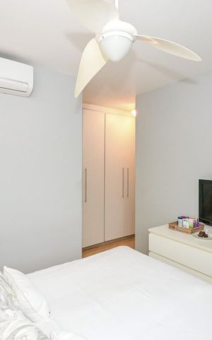 Apartamento à venda com 130m², 3 quartos e 2 vagasSuíte