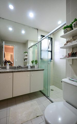 Apartamento à venda com 130m², 3 quartos e 2 vagasBanheiro Suíte 