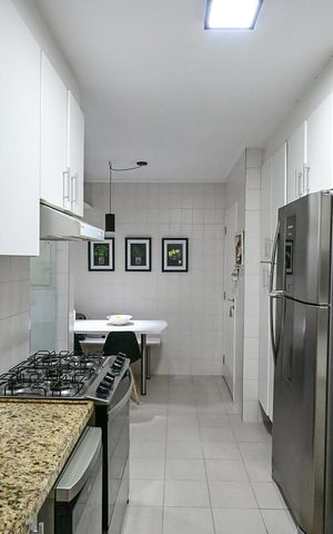 Apartamento à venda com 130m², 3 quartos e 2 vagasCozinha