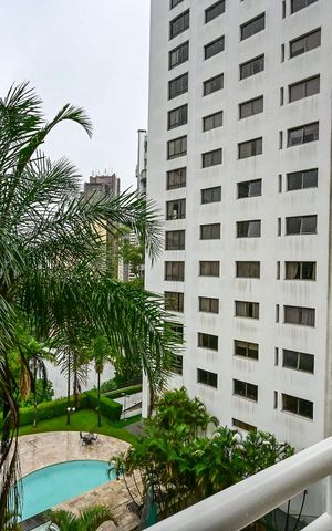 Apartamento à venda com 130m², 3 quartos e 2 vagasVaranda