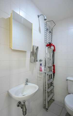Apartamento à venda com 130m², 3 quartos e 2 vagasBanheiro de Serviço