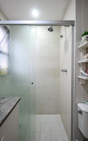 Apartamento à venda com 130m², 3 quartos e 2 vagasBanheiro Suíte 