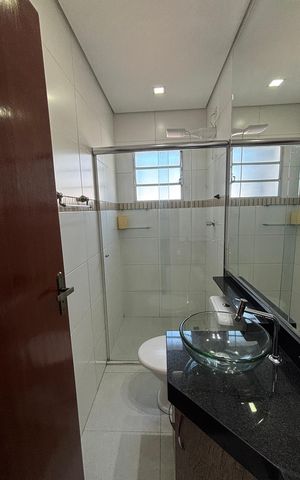 Apartamento à venda com 150m², 2 quartos e 2 vagas Apartamento à venda com 150m², 2 quartos e 2 vagasBanheiro