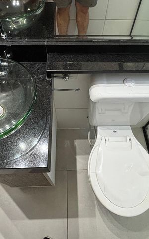 Apartamento à venda com 150m², 2 quartos e 2 vagas Apartamento à venda com 150m², 2 quartos e 2 vagasBanheiro da Suíte