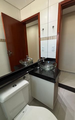 Apartamento à venda com 150m², 2 quartos e 2 vagas Apartamento à venda com 150m², 2 quartos e 2 vagasBanheiro