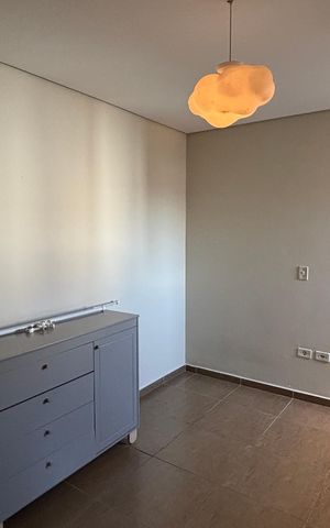 Apartamento à venda com 150m², 2 quartos e 2 vagas Apartamento à venda com 150m², 2 quartos e 2 vagasQuarto