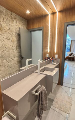 Casa de condomínio à venda com 433m², 4 quartos e 2 vagas Casa de condomínio à venda com 433m², 4 quartos e 2 vagasLavabo