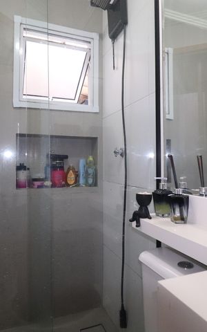Apartamento à venda com 55m², 2 quartos e 1 vagaBanheiro 2
