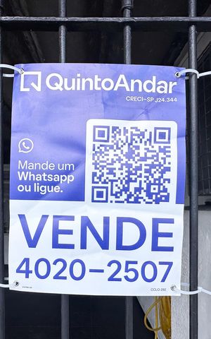 Casa à venda com 138m², 2 quartos e 2 vagas Casa à venda com 138m², 2 quartos e 2 vagasPlaca