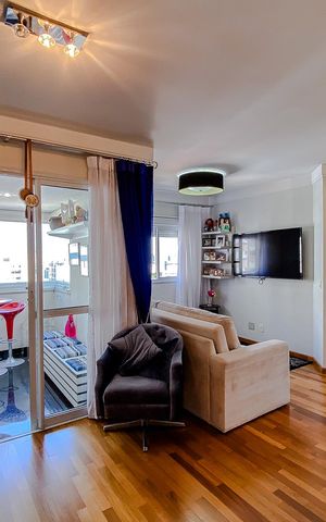 Apartamento à venda com 78m², 3 quartos e 1 vaga Apartamento à venda com 78m², 3 quartos e 1 vagaSala