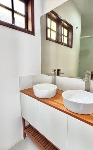 Casa de condomínio à venda com 120m², 4 quartos e 2 vagas Casa de condomínio à venda com 120m², 4 quartos e 2 vagasBanheiro