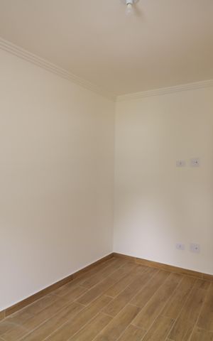 Casa à venda com 103m², 2 quartos e 4 vagasSuite