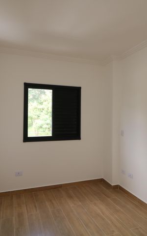 Casa à venda com 103m², 2 quartos e 4 vagasSuite
