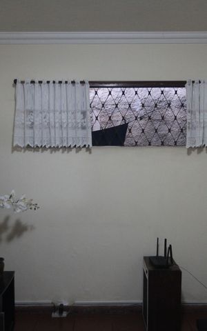 Casa à venda com 200m², 4 quartos e 4 vagasSala