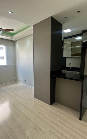 Apartamento à venda com 53m², 2 quartos e 1 vaga Apartamento à venda com 53m², 2 quartos e 1 vagaSala