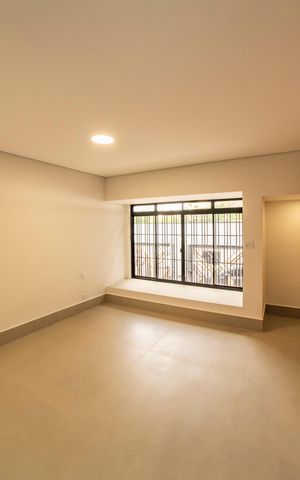 Casa à venda com 194m², 4 quartos e 3 vagasSuíte