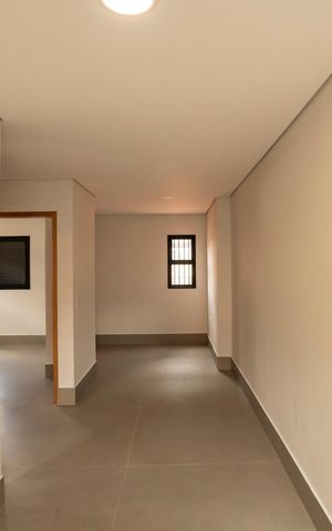 Casa à venda com 194m², 4 quartos e 3 vagasEdícula - Sala