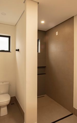 Casa à venda com 194m², 4 quartos e 3 vagasBanheiro da Suíte