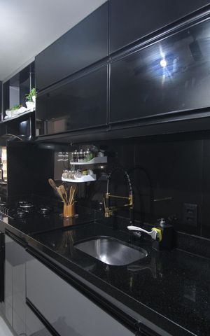 Apartamento à venda com 149m², 2 quartos e 2 vagasCozinha