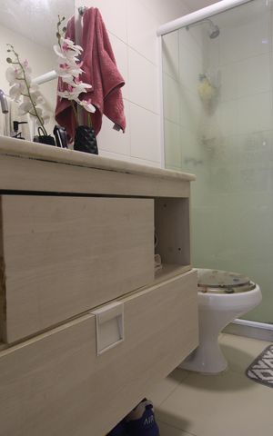 Apartamento à venda com 149m², 2 quartos e 2 vagasBanheiro da suíte