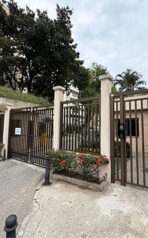 Apartamento à venda com 149m², 2 quartos e 2 vagas Apartamento à venda com 149m², 2 quartos e 2 vagasFachada
