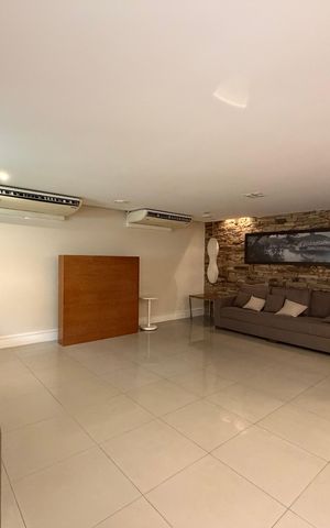 Apartamento à venda com 149m², 2 quartos e 2 vagas Apartamento à venda com 149m², 2 quartos e 2 vagasÁrea comum - Salão de festas