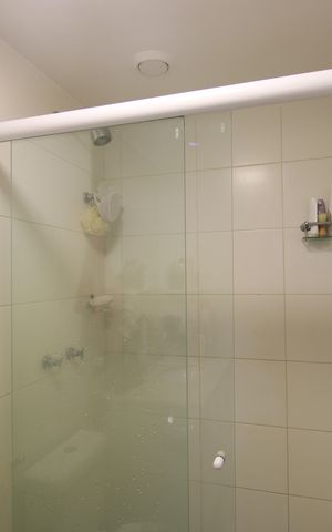 Apartamento à venda com 149m², 2 quartos e 2 vagasBanheiro da suíte