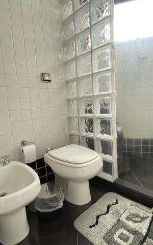 Apartamento para alugar com 147m², 3 quartos e 3 vagas Apartamento para alugar com 147m², 3 quartos e 3 vagasBanheiro suíte 3