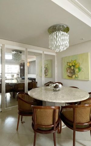 Apartamento para alugar com 147m², 3 quartos e 3 vagas Apartamento para alugar com 147m², 3 quartos e 3 vagasDetalhe Sala