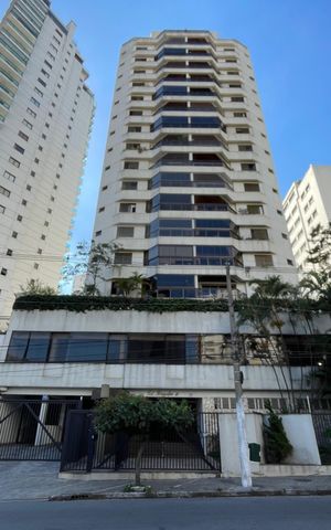 Apartamento para alugar com 147m², 3 quartos e 3 vagas Apartamento para alugar com 147m², 3 quartos e 3 vagasFachada do Prédio