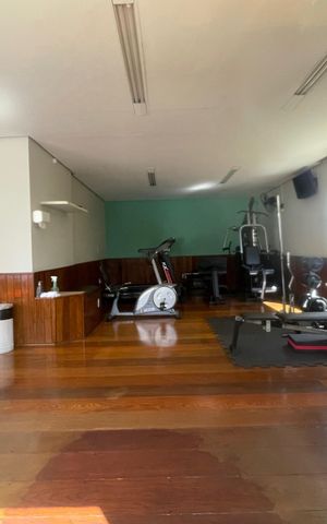 Apartamento para alugar com 147m², 3 quartos e 3 vagas Apartamento para alugar com 147m², 3 quartos e 3 vagasÁrea comum - Academia