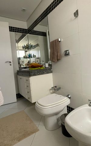 Apartamento para alugar com 147m², 3 quartos e 3 vagas Apartamento para alugar com 147m², 3 quartos e 3 vagasBanheiro suíte 2