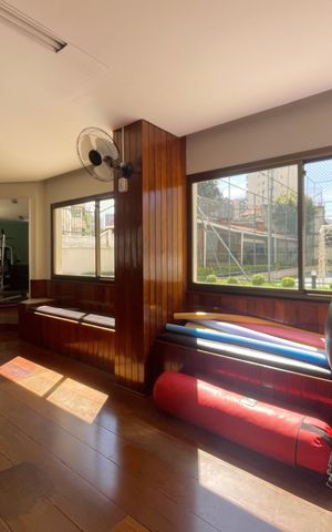 Apartamento para alugar com 147m², 3 quartos e 3 vagas Apartamento para alugar com 147m², 3 quartos e 3 vagasÁrea comum - Academia
