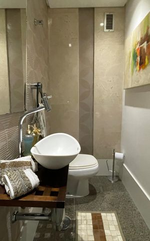 Apartamento para alugar com 147m², 3 quartos e 3 vagas Apartamento para alugar com 147m², 3 quartos e 3 vagasLavabo