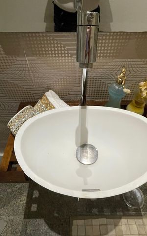 Apartamento para alugar com 147m², 3 quartos e 3 vagas Apartamento para alugar com 147m², 3 quartos e 3 vagasLavabo