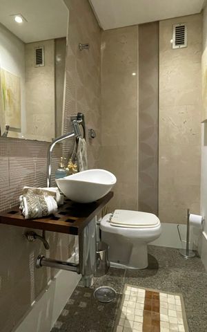 Apartamento para alugar com 147m², 3 quartos e 3 vagas Apartamento para alugar com 147m², 3 quartos e 3 vagasLavabo