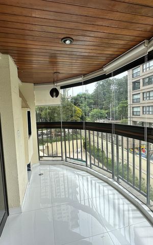 Apartamento à venda com 113m², 3 quartos e 2 vagas Apartamento à venda com 113m², 3 quartos e 2 vagasVaranda da Sala